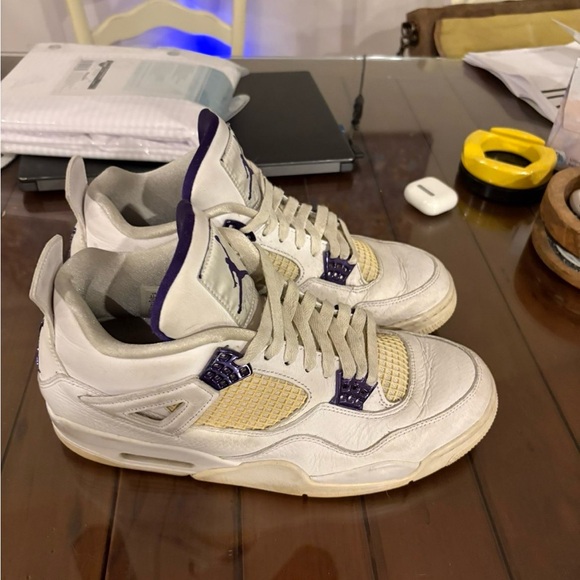 Air Jordan 4 Retro Metallic Purple- Men\'s White and Purple Sneakers